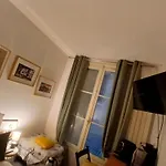 Center ,1minute Gare Montparnasse ,rue De Renne 6 Eme, Close To Eifel Tour ,notre Dame And Louvre Meusm,aoesome Place ,good For Trip בית אירוח *