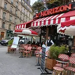Center ,1minute Gare Montparnasse ,rue De Renne 6 Eme, Close To Eifel Tour ,notre Dame And Louvre Meusm,aoesome Place ,good For Trip פריז